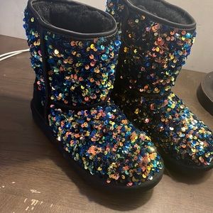 Gently used girls UGG boots
